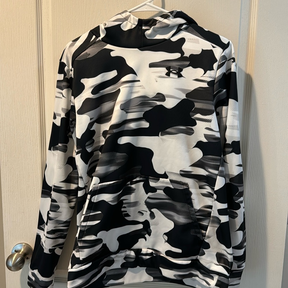 Cameo hoodie